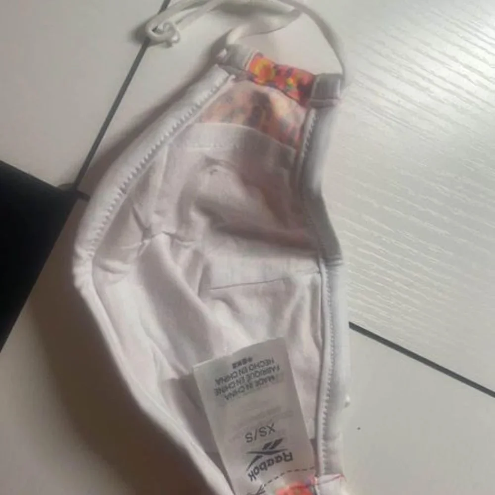 Never Worn 3-Pack of Masks - Reebok